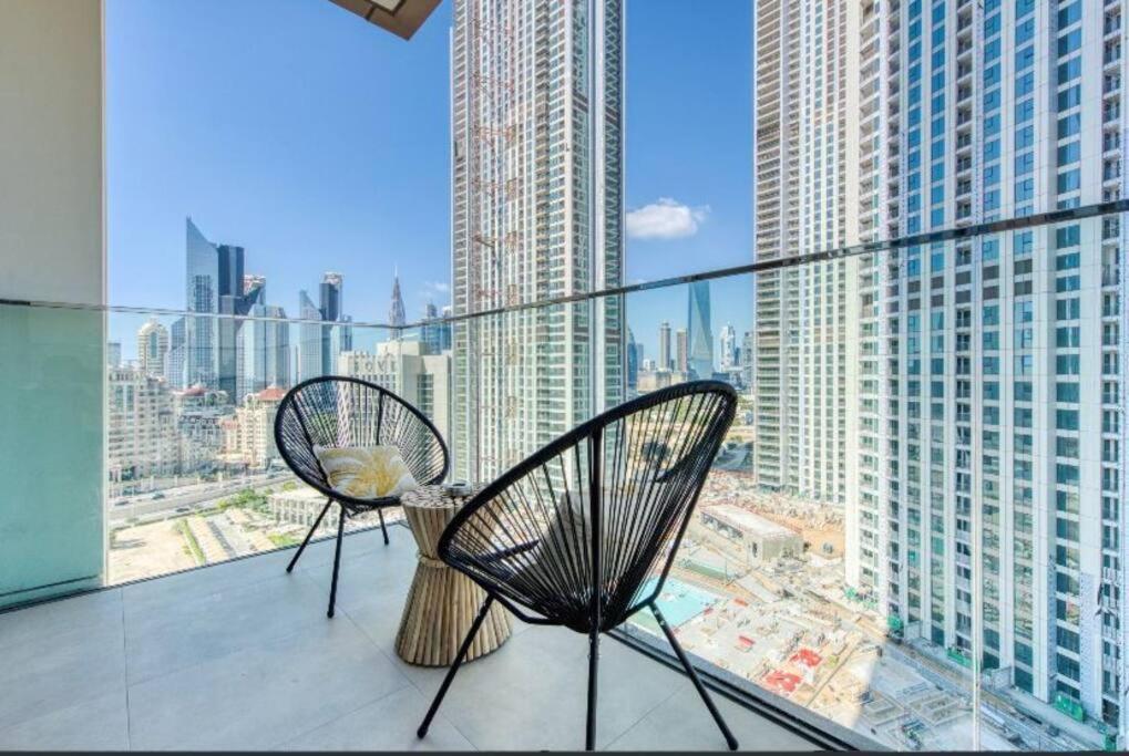 Downtown Views, Downtown Dubai - Mint Stay Bagian luar foto